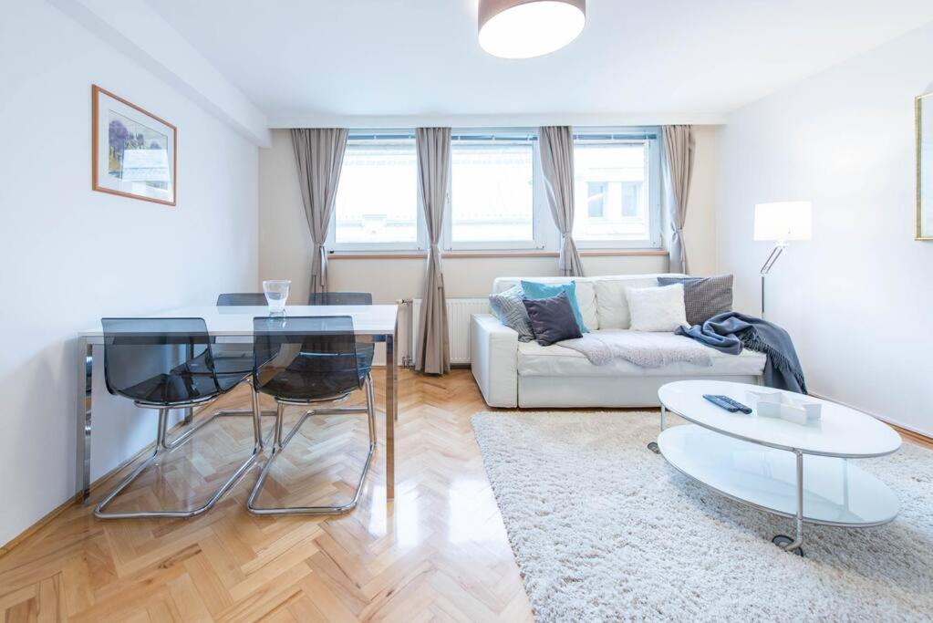Venus Apartments - Renate Budapest Esterno foto