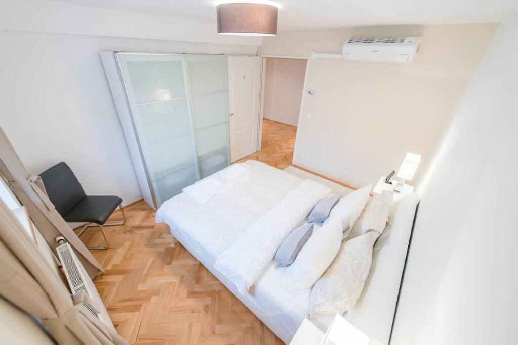 Venus Apartments - Renate Budapest Esterno foto