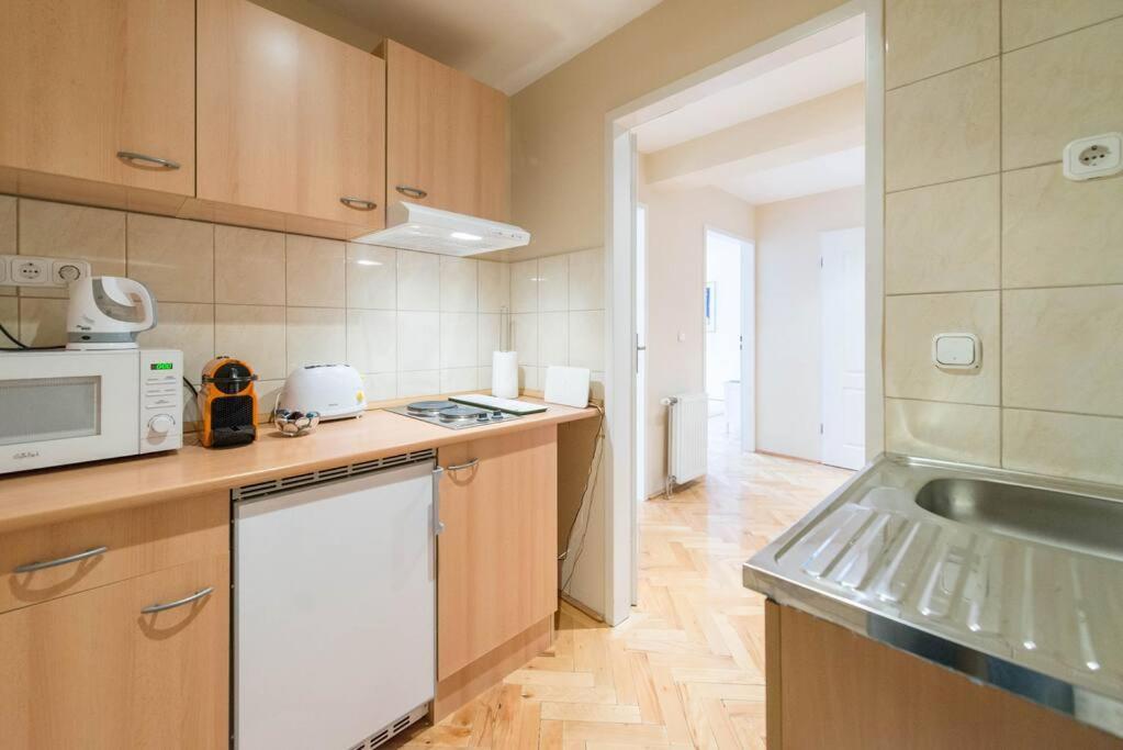 Venus Apartments - Renate Budapest Esterno foto